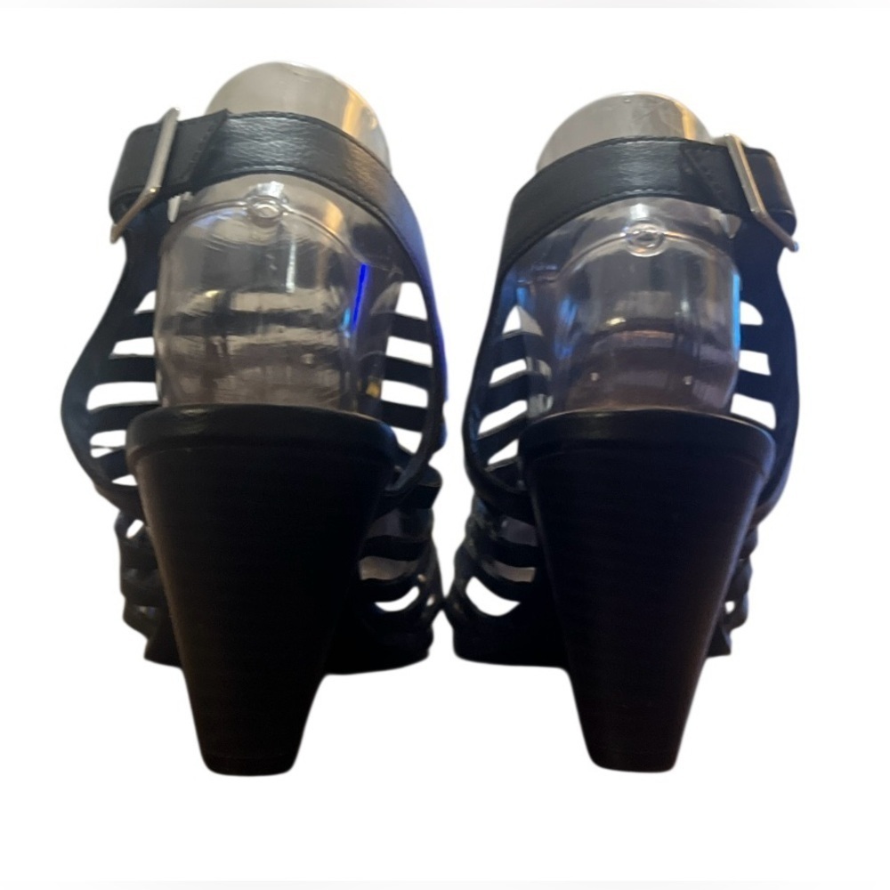 NWOT- STYLE & CO .Black Strappy Heels - Picture 5 of 8
